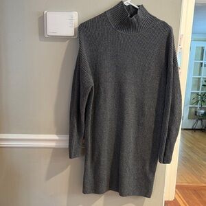 GAP Heathered Ribbed Crew Sweater - Gray